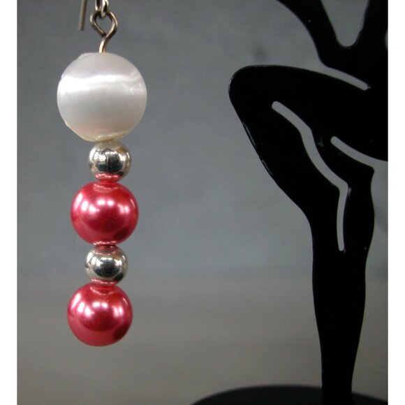 Rose & White Beaded Necklace, Dangle Earrings Silver Accents Magnetic Clasp - Picture 3 of 5
